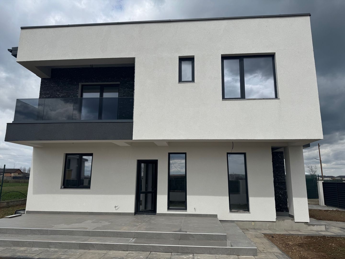 Vila Tunari MODERNA si spatioasa teren 500m, TOATE UTILITATILE - Poză 4