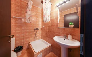 Vilă spațioasă de vânzare în Predeluț, Bran | 2000mp - Poză 31