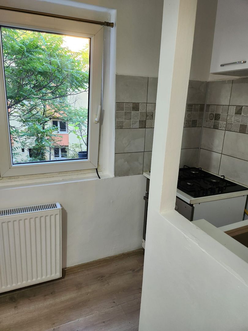 Vanzare Garsoniera Mall Vitan, Bloc Mixt de 4 etaje, 41 mp, Ideală Investiție - Poză 8