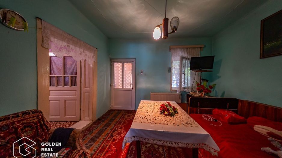 Casa cu 2 corpuri de cladire si teren 762 mp,  zona excelenta (Gradiste) - Poză 8