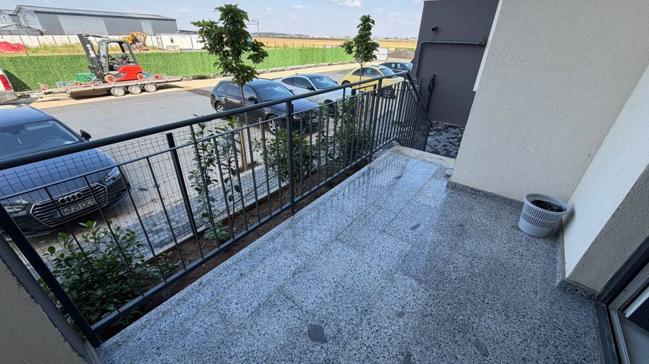 AP. 2 CAMERE- PARCARE, CURTE PROPRIE, CENTRALA, BUCATARIE INCHISA - Poză 5