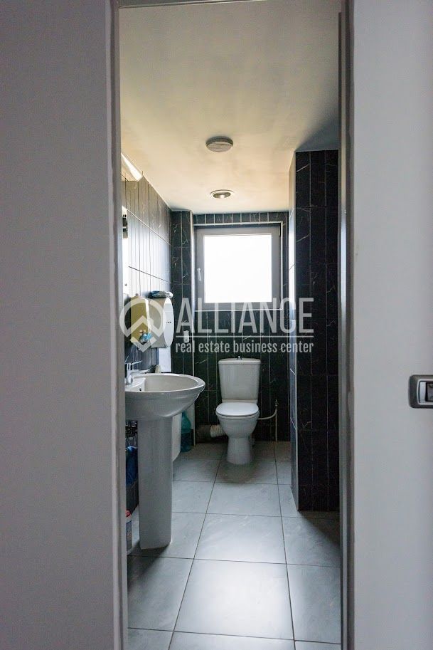 VICTORIA (COD 10) - Spatiu comercial de inchiriat - Poză 3