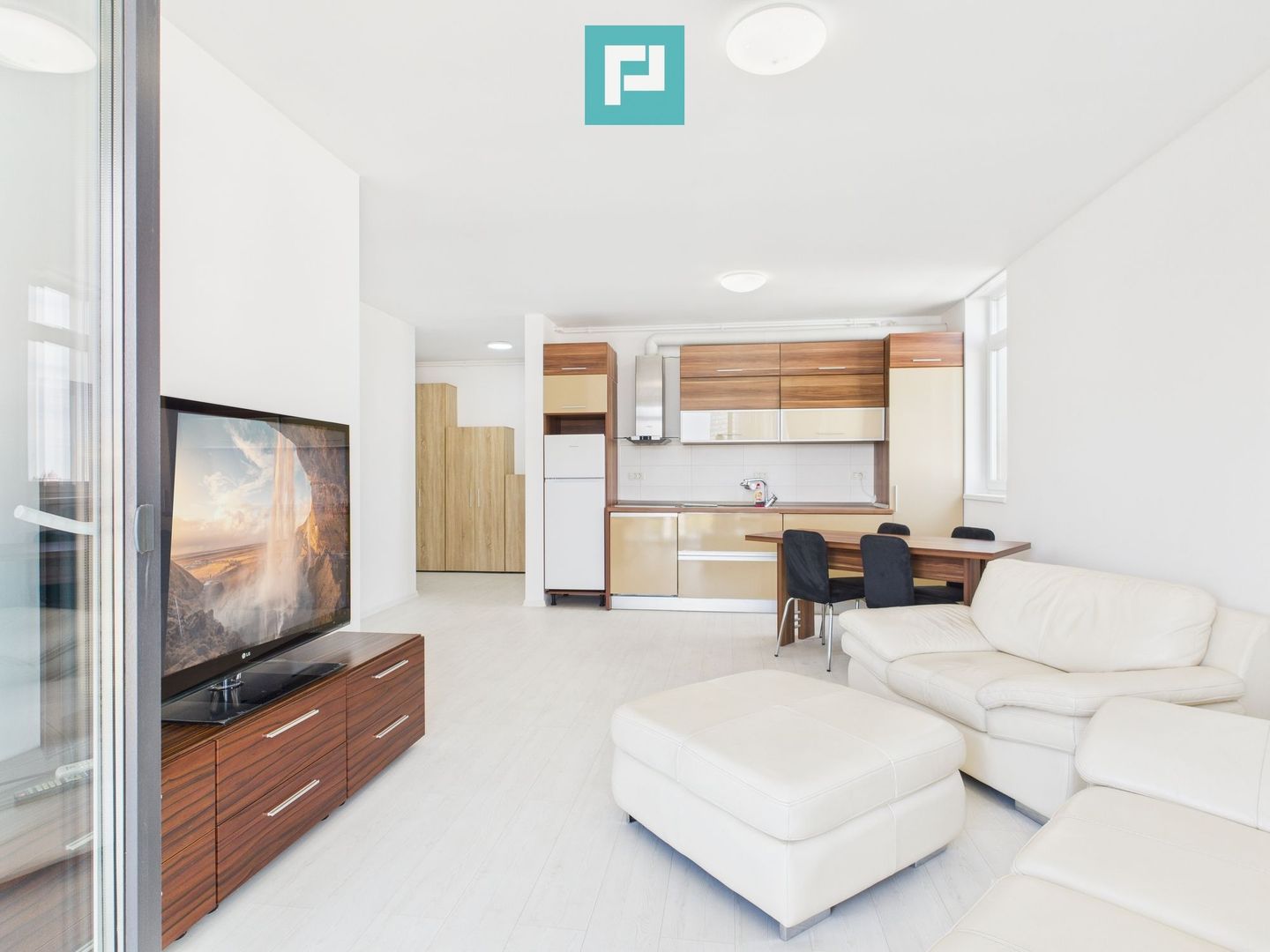 Apartament 3 camere  Nord One - Poză 18