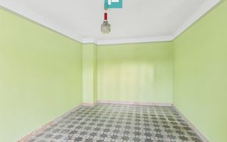 Casă cu 3 camere și potențial în Nagybanhegyes - Poză 3