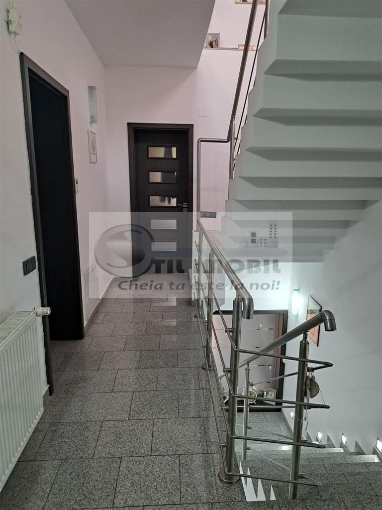 CASA DE INCHIRIAT BUCIUM - 4000 - Poză 29