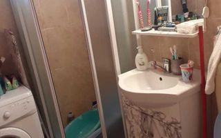 Vand apartament cu 2 camere etajul 3 - Poză 6