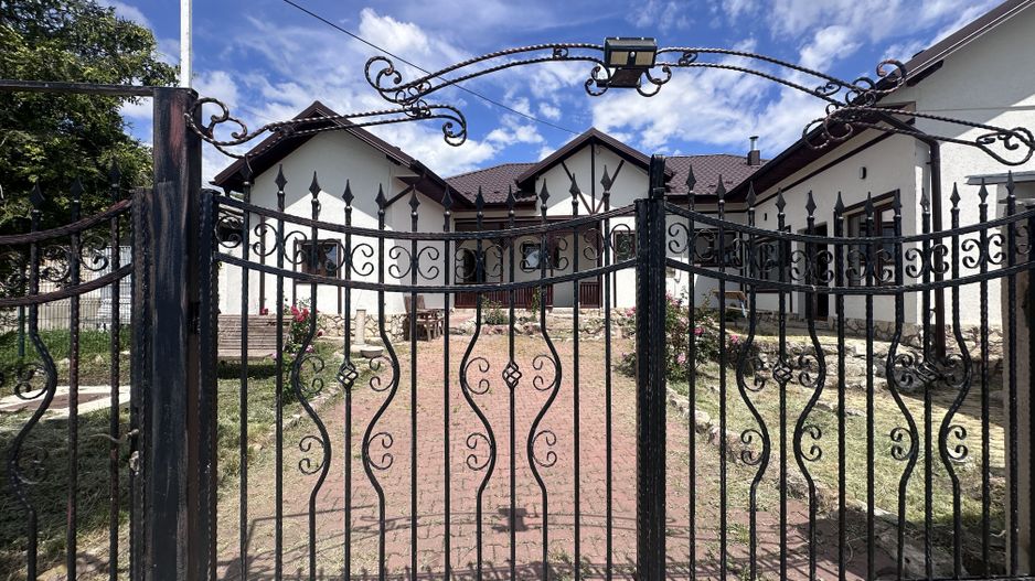Între dealuri, viță de vie și liniște deplină! Vanzare casa in Prahova - Poză 31