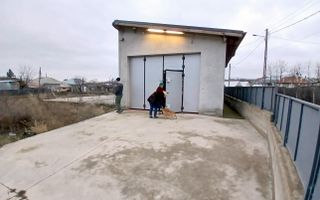 Hală, atelier și locuință, curte cu 900mp teren în Corod - Poză 2