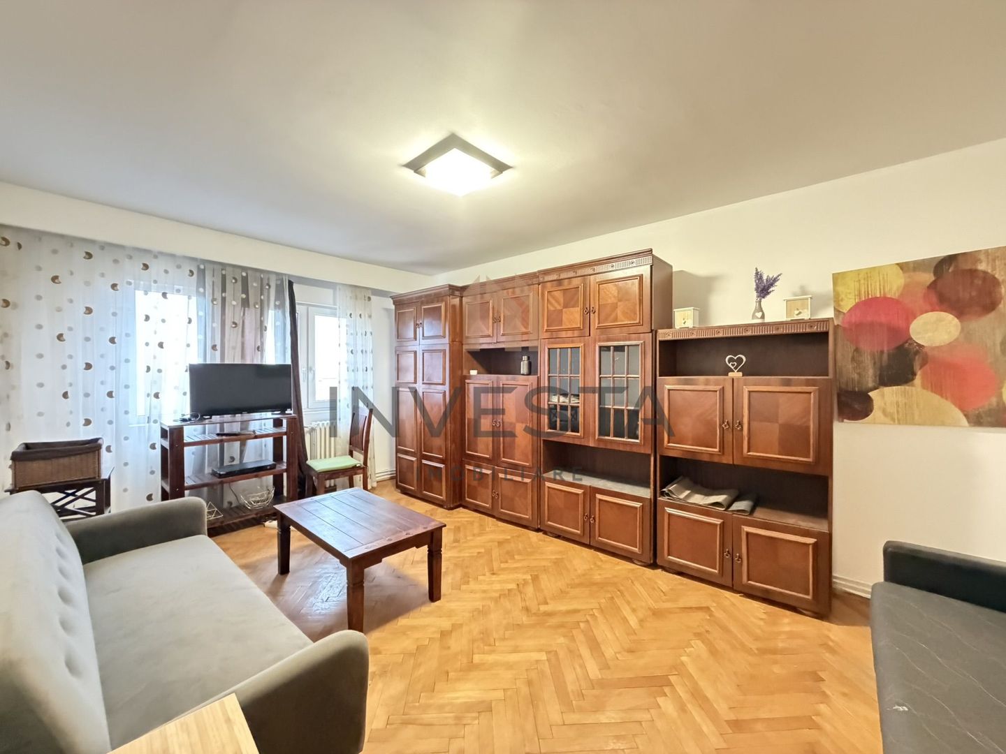 Apartament cu 3 camere si garaj- Strada Trascaului - Poză 2