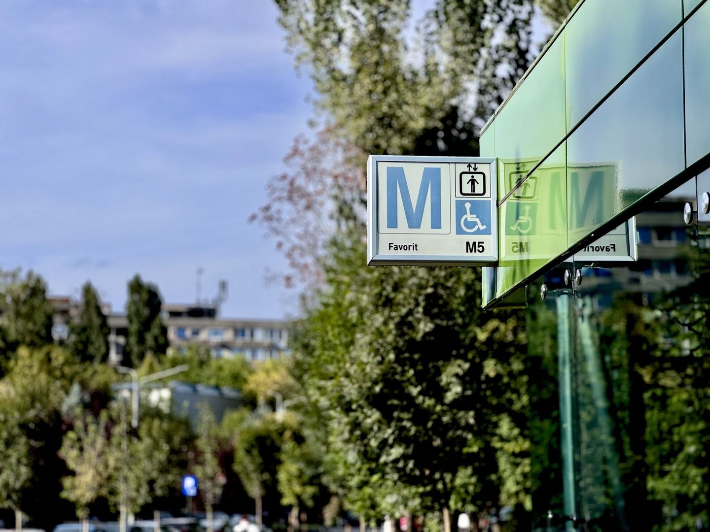 Apartament de vânzare în Drumul Taberei Strada Sibiu • Metrou Favorit - Poză 3