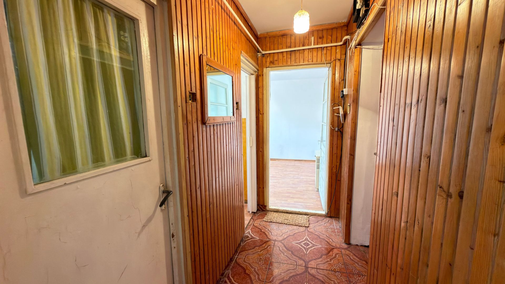 Apartament 2 camere decomandat Parter - Str. Ignișului 12 - Carei - Poză 8
