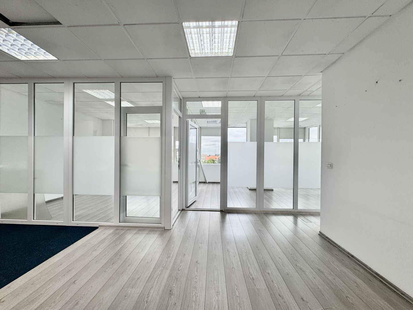 City view from the office - Poză 2