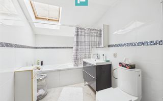 Casă cu 6 camere în zona Central - Poză 12