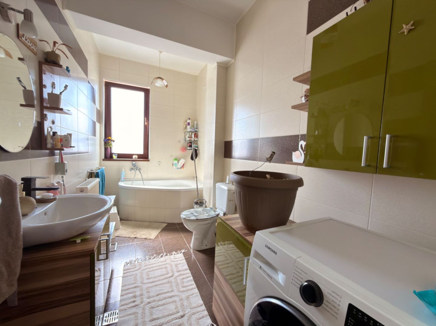 64mp Utili | Baie cu Geam | Bloc Calitativ (Gama Residence) - Poză 5