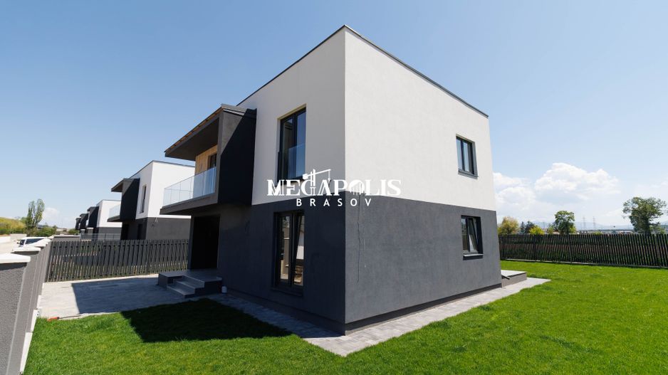Casa Stil Mediteranean/ Intrare in Sanpetru - Poză 11