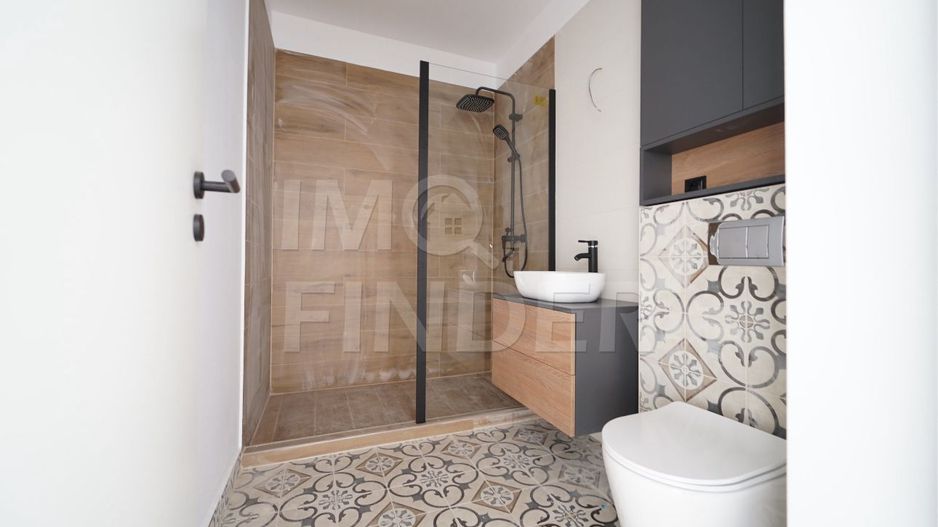 Vânzare apartament finisat la cheie, zona VIVO - Poză 2