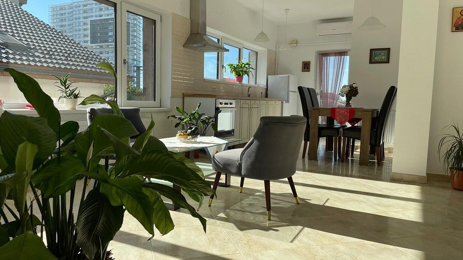 Apartament superb la vila, zona Torontalului. - Poză 1