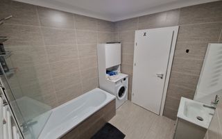 Apartament cu 2 camere și parcare, zona Parc Poligon. - Poză 5