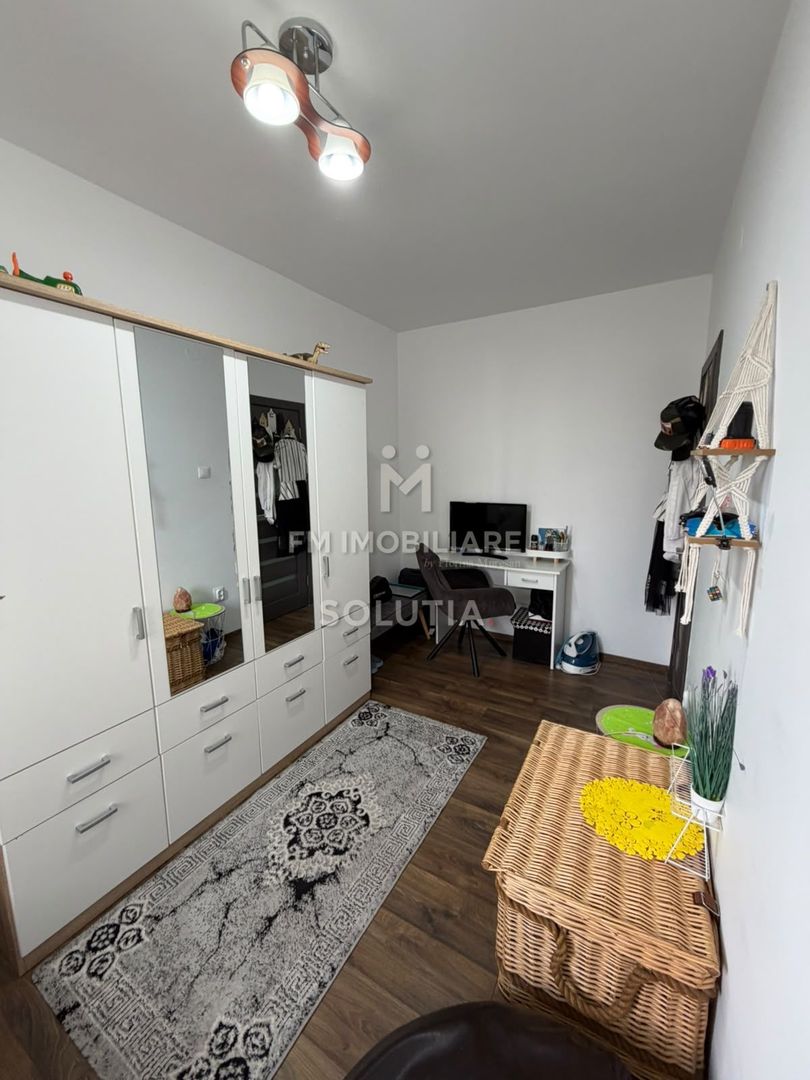 Apartament Modern, Renovat Integral | 3 Camere Decomandate | etaj 2 - Poză 11