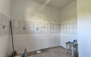 Apartament de vanzare cu 2 camere si curte in zona Centrala, Otadeaa - Poză 6
