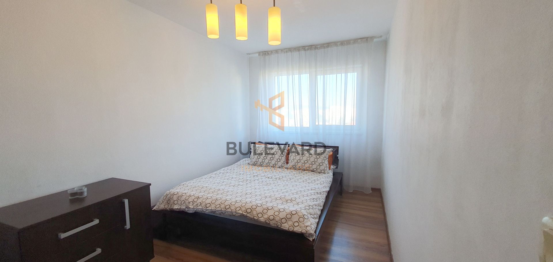 Apartament cu 2 camere decomandate + garaj, zona strazii Frunzisului! - Poză 2