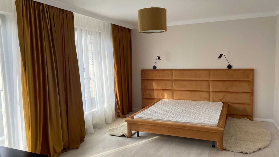 De vanzare Vila individuala LUX + curte Campul Pipera NORD - Poză 3