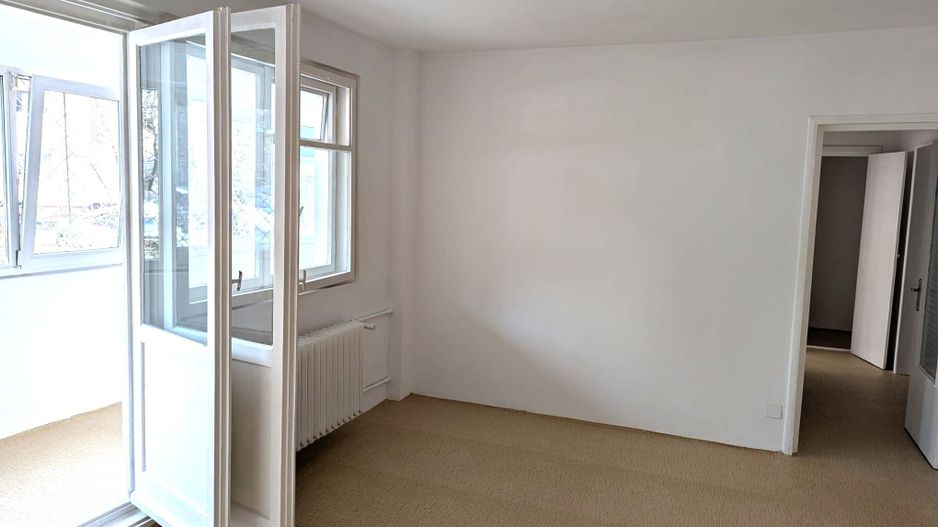 Apartamente 3 camere bloc reabilitat langa metrou Lujerului - Poză 1