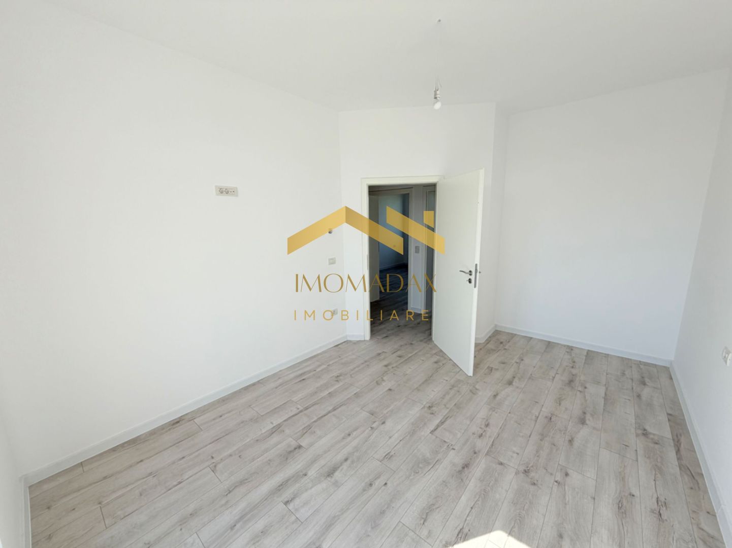 Utvin-Duplex 4 Camere-Predare Imediata - Poză 15