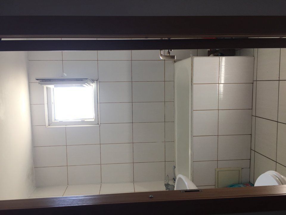 Apt 3cam renovat  69mp, dotat cu  CT, AC , an 1985  etaj 7/8, mobilat - Poză 3