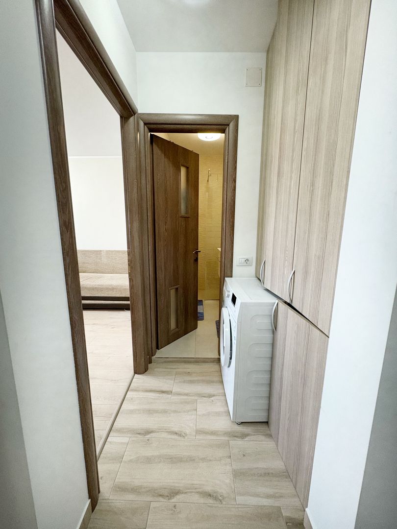 Garsonieră decomandata Titan – 1 Decembrie 1918, renovată, mobilata - Poză 11