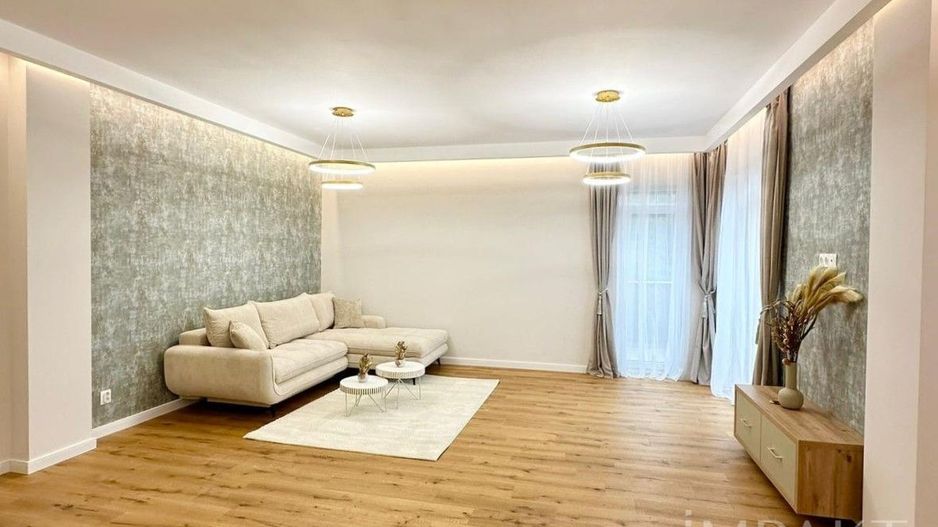 Vanzare penthouse superb zona Terra, Floresti! - Poză 1