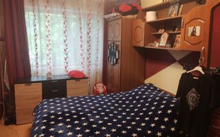 Vânzare apartament 3 camere Bd. Obregia - Turnu Măgurele - Poză 1