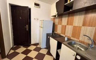 Garsonieră 26 mp I De renovat I Etaj 3 I Pivniță I Lazaret - Poză 2