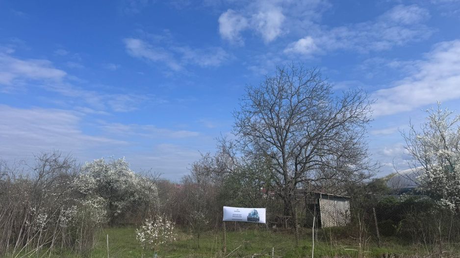 Teren intravilan de vânzare – Strada Șoimului - Poză 1