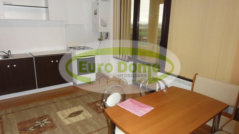 Inchiriere apartament in vila. - Poză 2