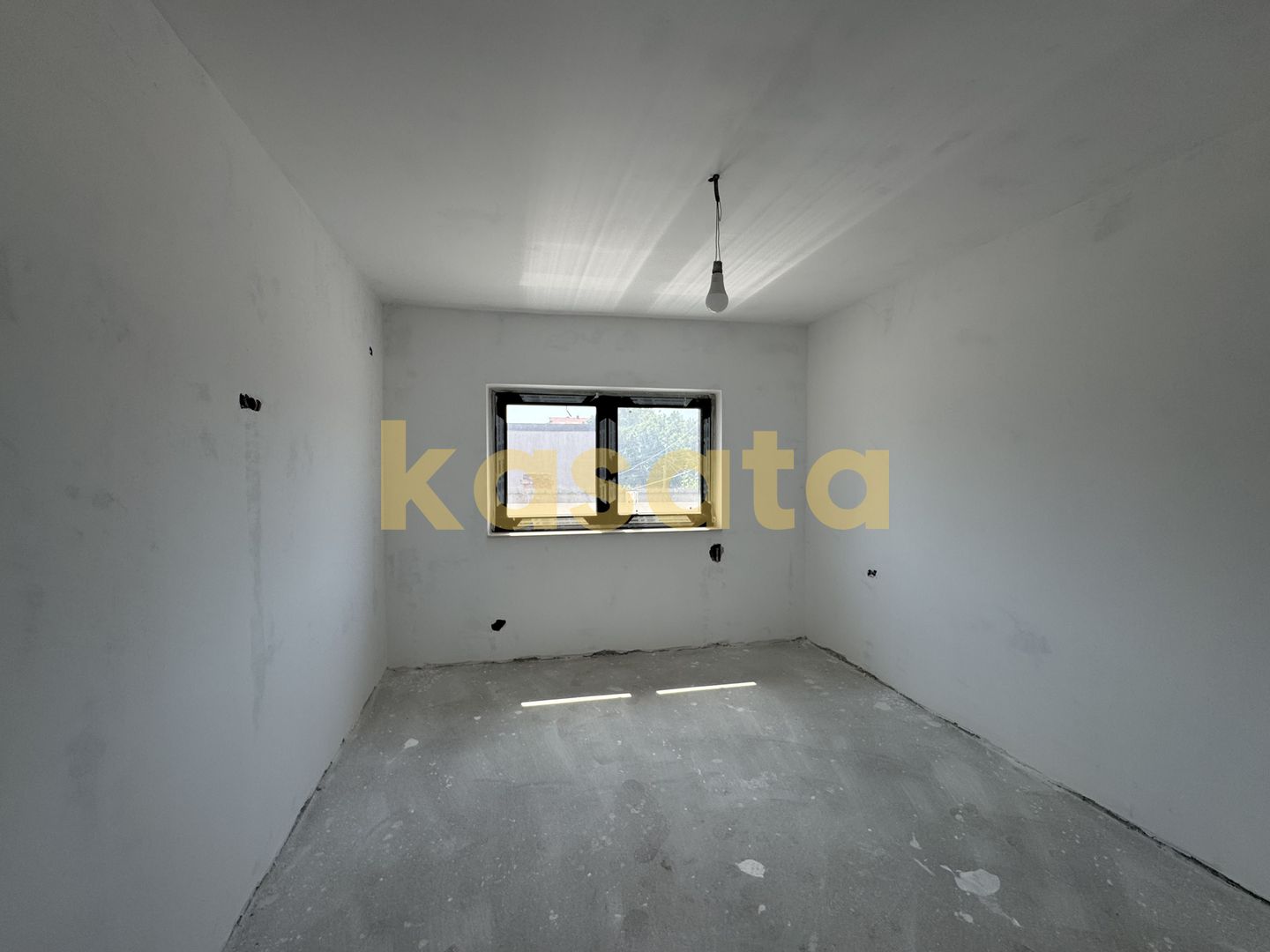 Casă individuală la curte - 1 km de metrou si Parc Bazilescu - Poză 9