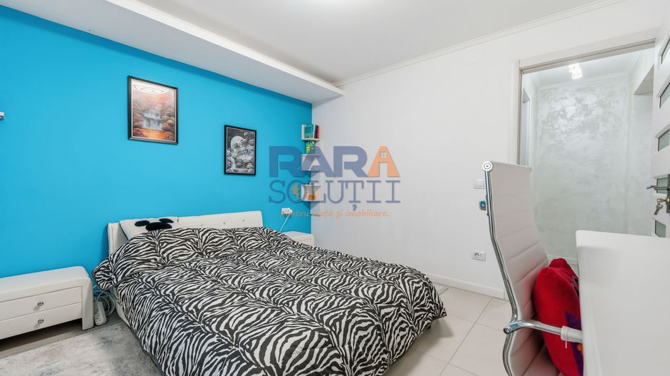 Apartament spațios cu 4 camere - renovat modern, mobilat și utilat - Poză 18