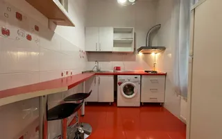 EXCLUSIVITATE. Apartament interbelic. Confort și eleganță. UMF - Poză 11