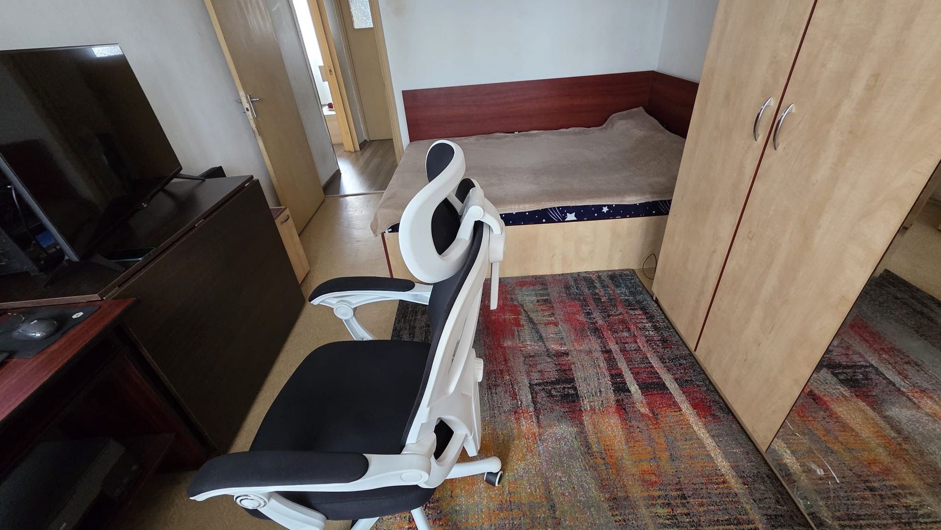 Apartament superb cu trei camere, Piata Sudului, 105.000€ - Poză 3