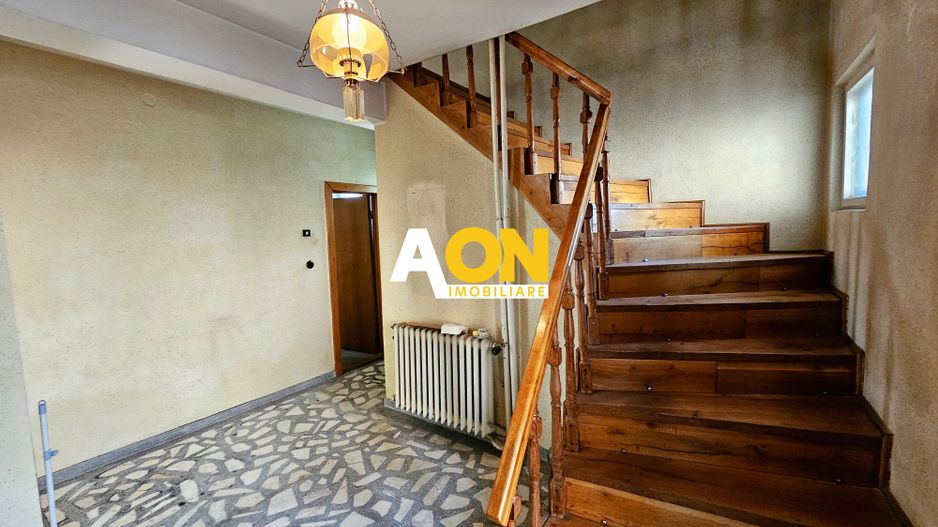 Casa tip duplex, 4 camere, garaj. Cetate, zona HCC - Poză 8