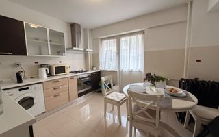 SPAȚIU BIROURI CU 3 CAMERE LA INCHIRIERE IN PRIMAVERII - Poză 3