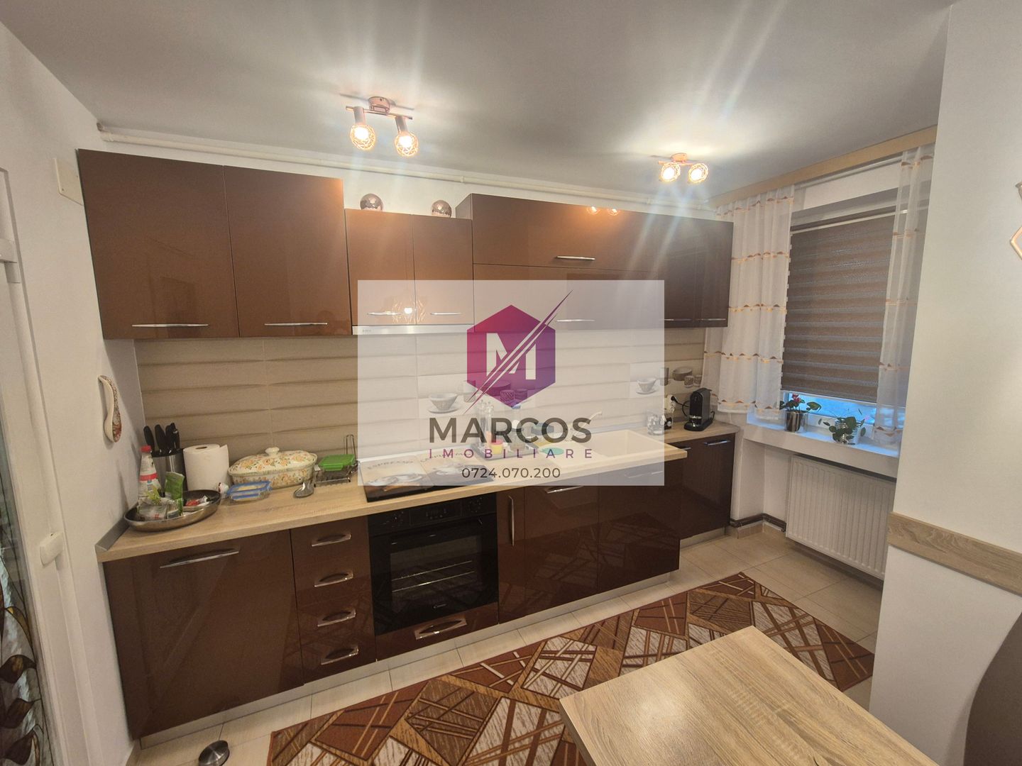 Vand apartament in centru - Poză 10