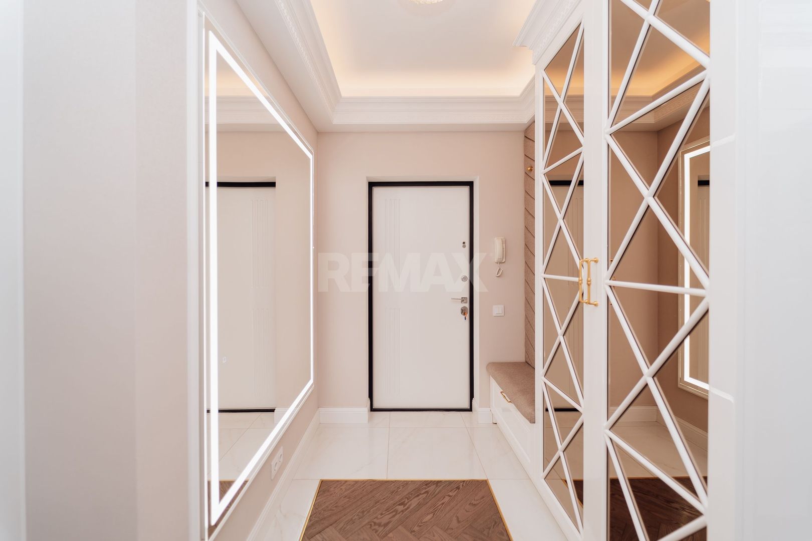 De vânzare | Apartament cu 2 camere, 74,6 m², str. Melestiu 1 Parcul Valea Trandafirilor - Poză 21