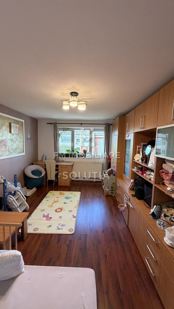 Apartament 2 camere decomandat – mobilat și utilat, zona Hotvon - Poză 9