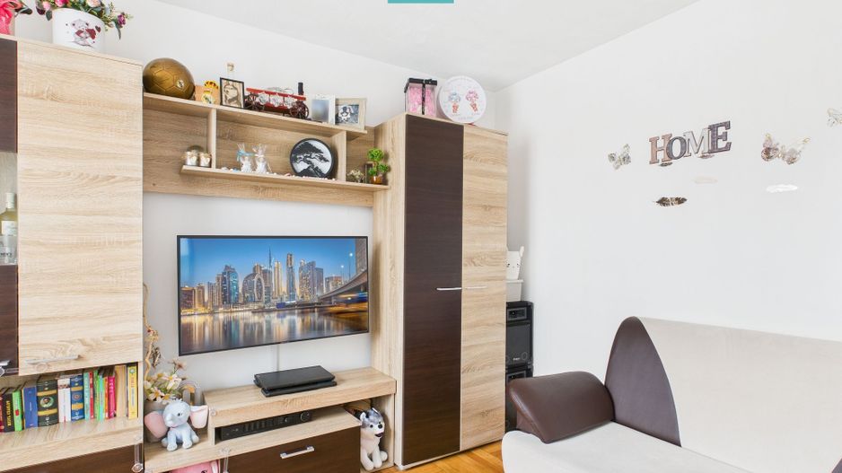Apartament cu 3 camere complet mobilat și utilat - Poză 4