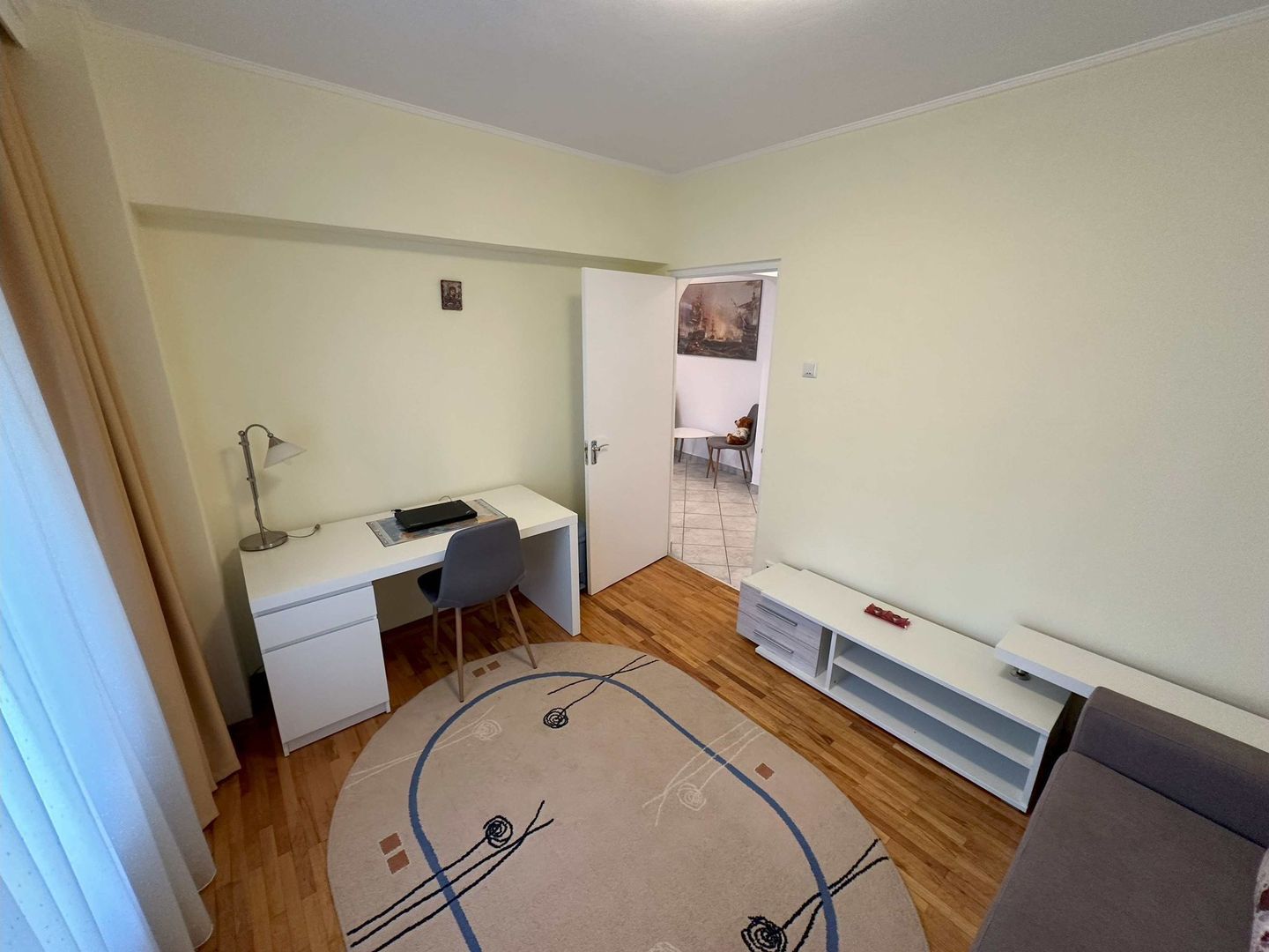 Apartament spatios cu trei camere, Vatra Luminoasa - Poză 6