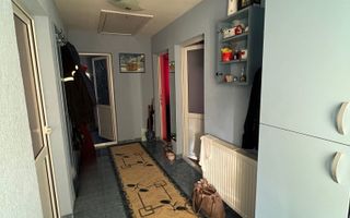 Apartament 3 camere in zona Primariei - Poză 3