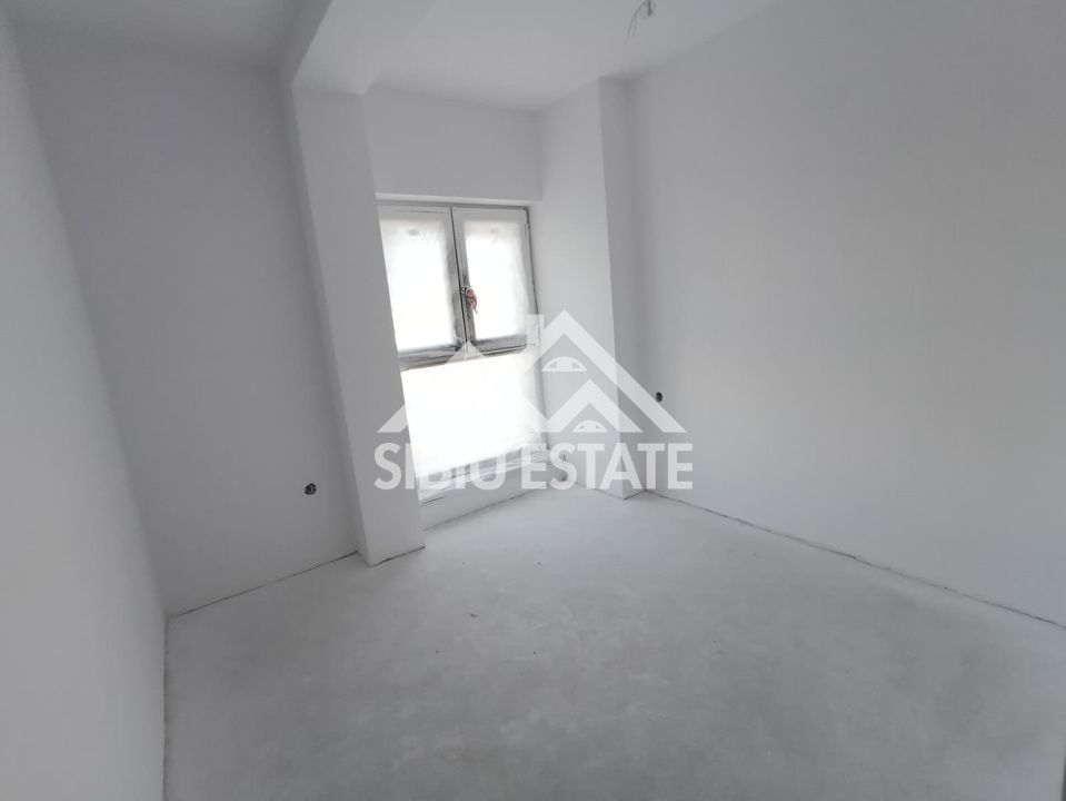 Apartament 3 camere de vânzare ,Doamna Stanca, Sibiu, parcare inclusa - Poză 1