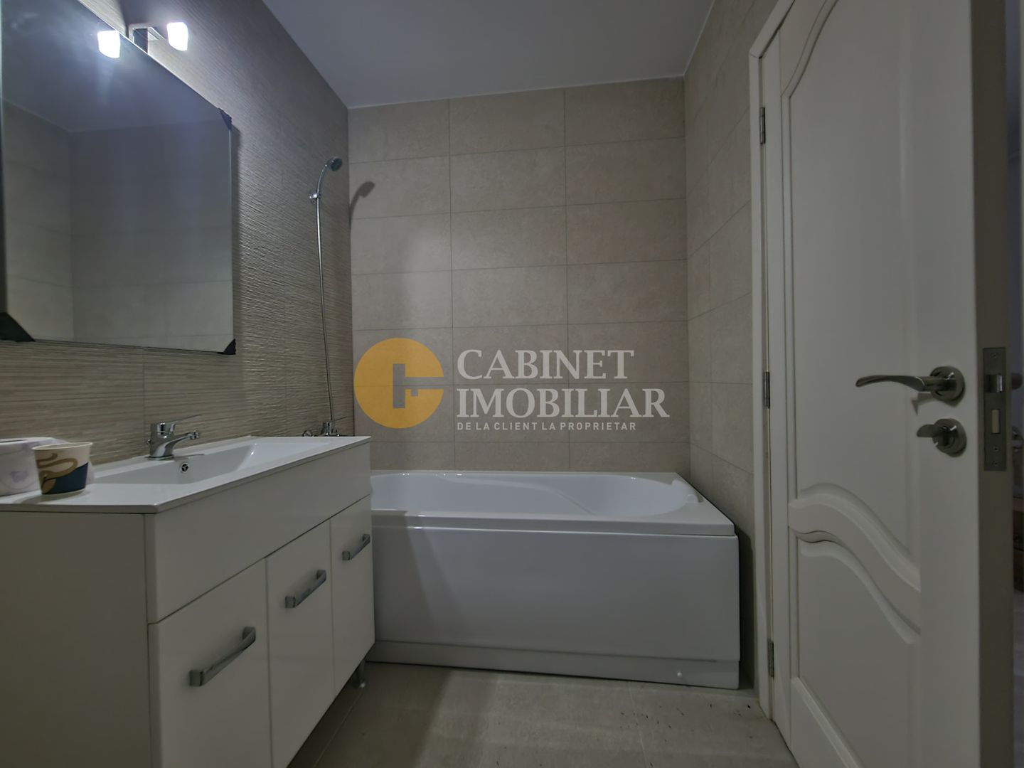 COPOU - 2 camere decomandat - 61mp - INTABULAT - Poză 7