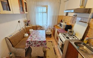 Apartament 3 camere, decomandate, zona Cartier; - Poză 2
